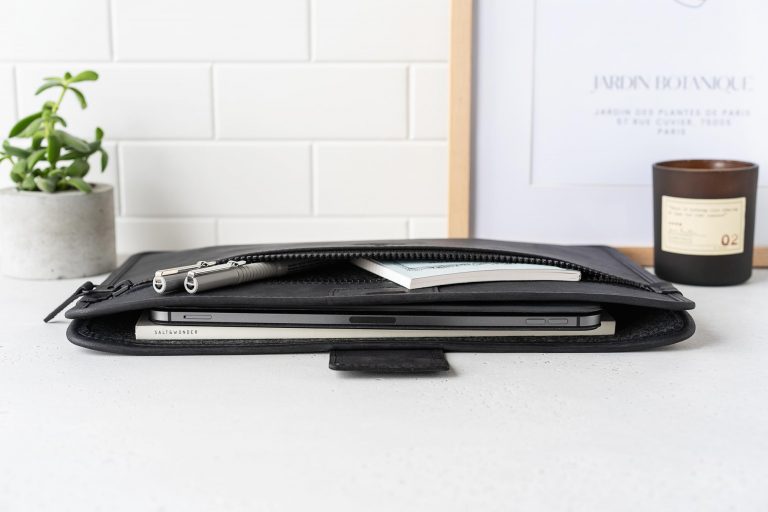 Чохли для Macbook Air: зручність, захист, стиль